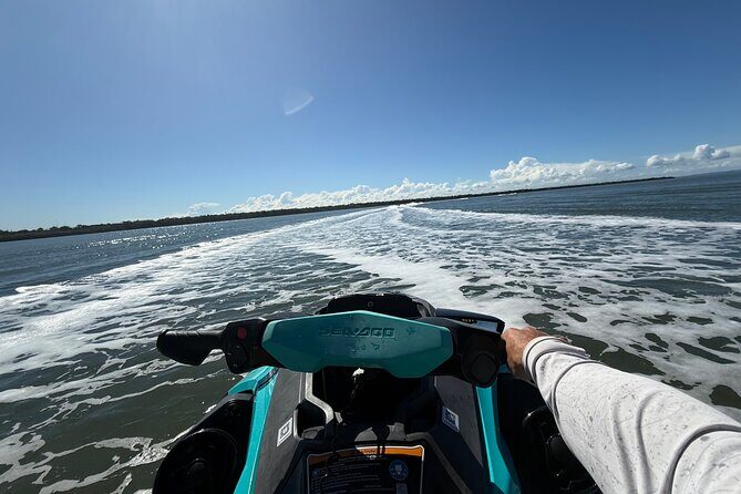 5 Hour Jetski Adventure from Brisbane to Moreton Bay Islands - The coastal gateway landmark: Brisbane from a moving photo angle