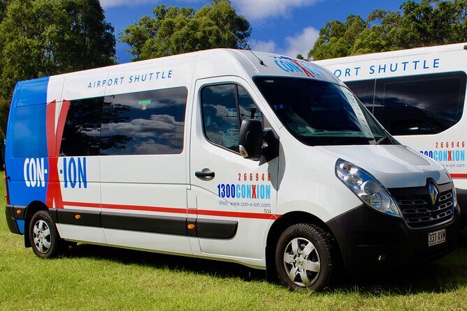 Brisbane Airport: Shared Transfer to Gold Coast - The shared shuttle ride: What the 21-seater mini-coach feels like