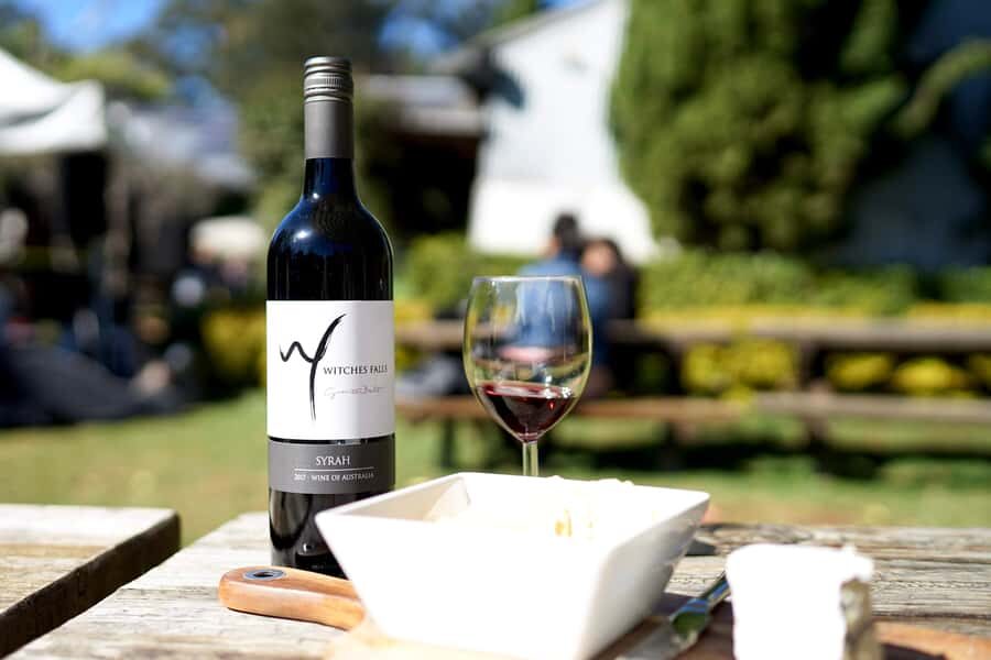 Brisbane: Boutique Winery Tour with Gourmet Lunch - Winery stop #2: more time to learn the style