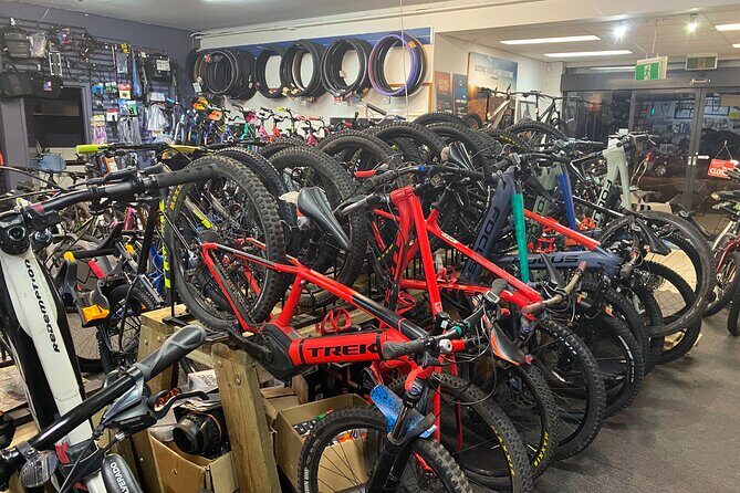 Brisbane Electric Mountain Bike Experience Tour - How the debrief and photo delivery work for real improvement