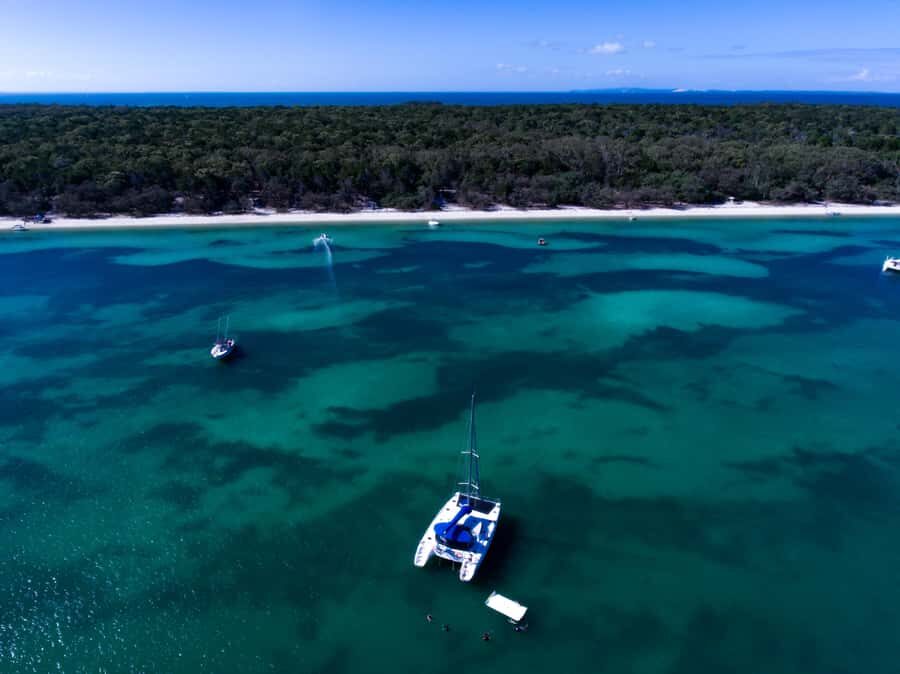 Brisbane: Half-Day Moreton Bay Sailing Cruise with Antipasto - Cruising Moreton Bay from Raby Bay: the quick setup