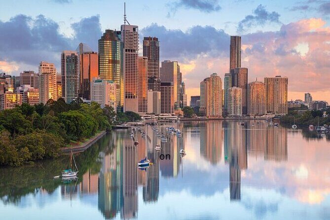Brisbane Must-See Attractions Walking Tour with a guide - The Old Windmill Finale: Brisbane’s Oldest Surviving Building