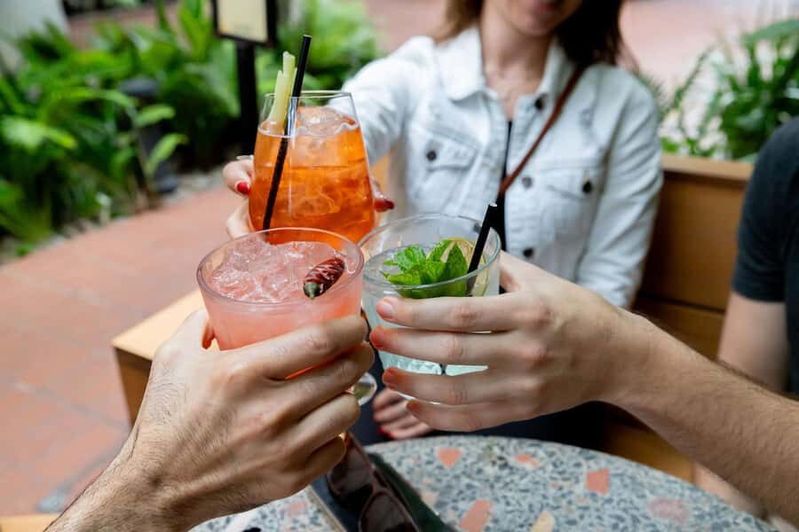 Brisbane: Small Bars and Street Art Tour with a Drink - Meeting at Brew Cafe & Wine Bar: where the tour actually starts