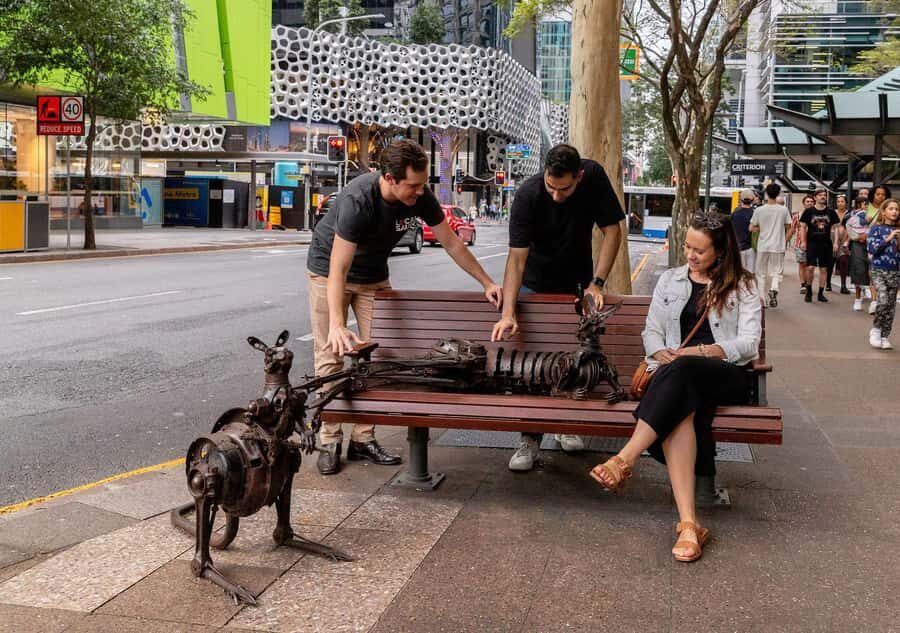 Brisbane: Small Bars and Street Art Tour with a Drink - Small-bar hopping you’d miss on your own