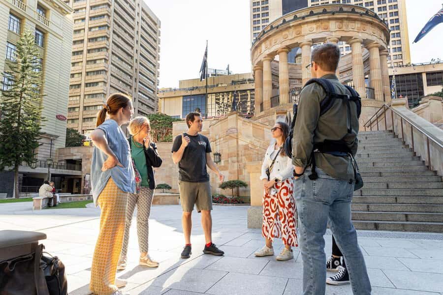 Brisbane: Small-Group 3-Hour Walking Tour with a Drink - The Small-Group Advantage: Hearing the Stories (Not Chasing Them)