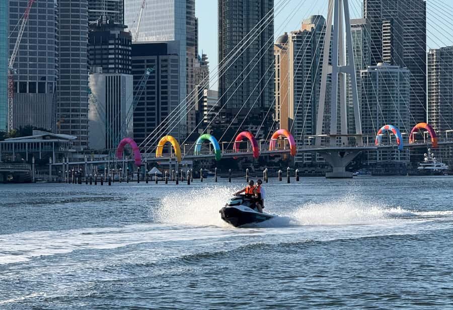 Brisbane: Sunset Jetski Tour on the Brisbane River - Golden hour jetskiing on the Brisbane River