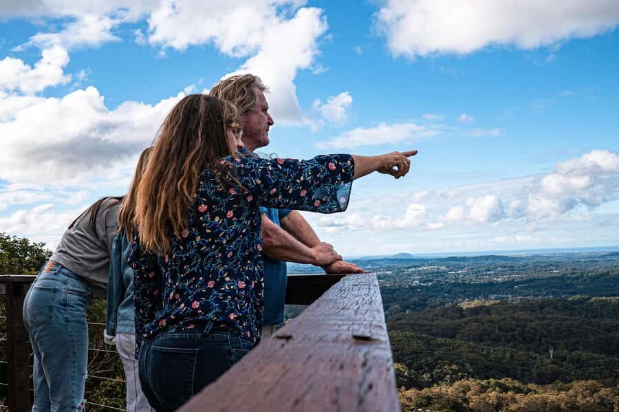 Brisbane: Sunshine Coast Hinterland & Noosa Scenic Tour - Noosa Heads: beach time plus the coastal walk people talk about