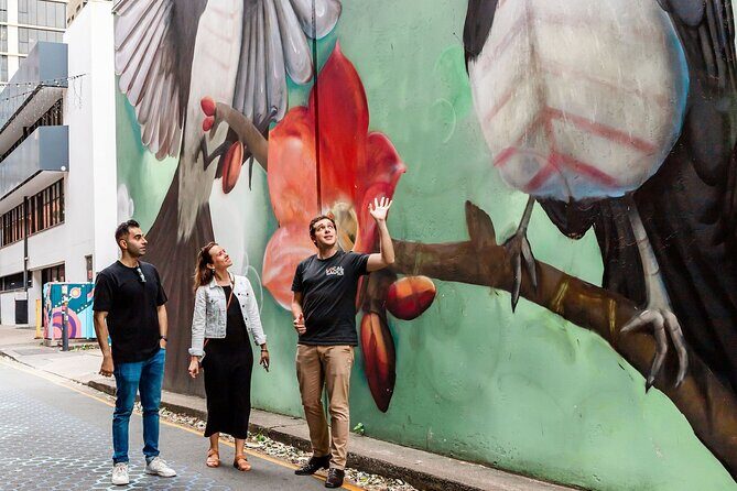 Discover Broadbeach - Stop 1: Broadbeach streets and the fun of solving “local life” clues