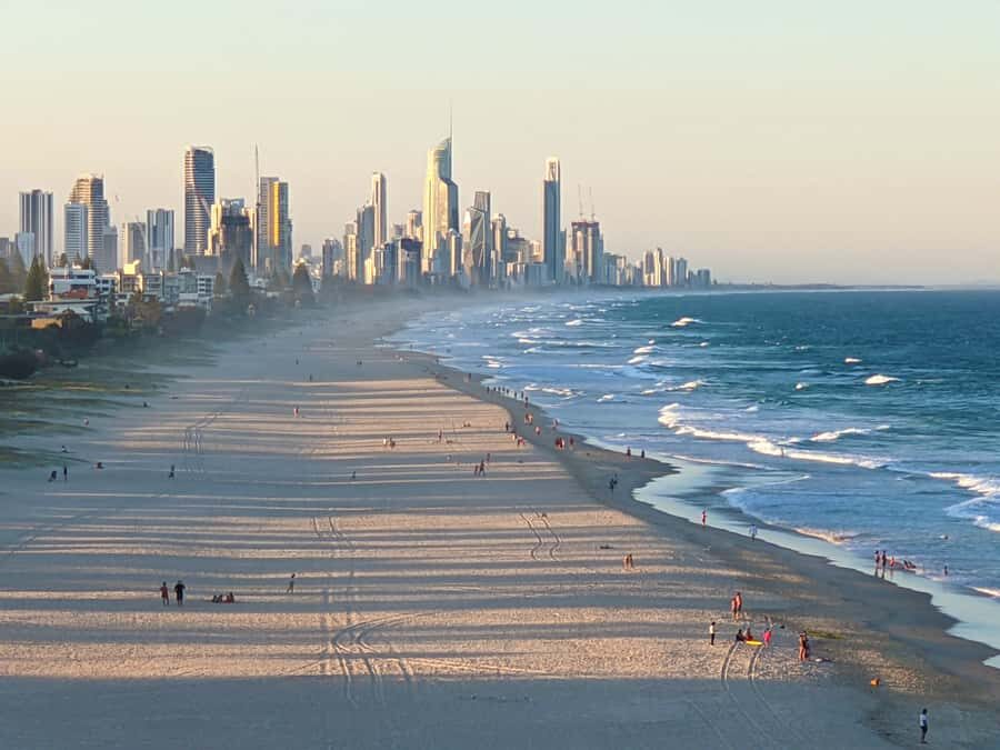 From Brisbane: Byron Bay, Bangalow, and Gold Coast Day Tour - Byron Bay Town Time: Shopping, Beach Views, and a Real Sense of Place