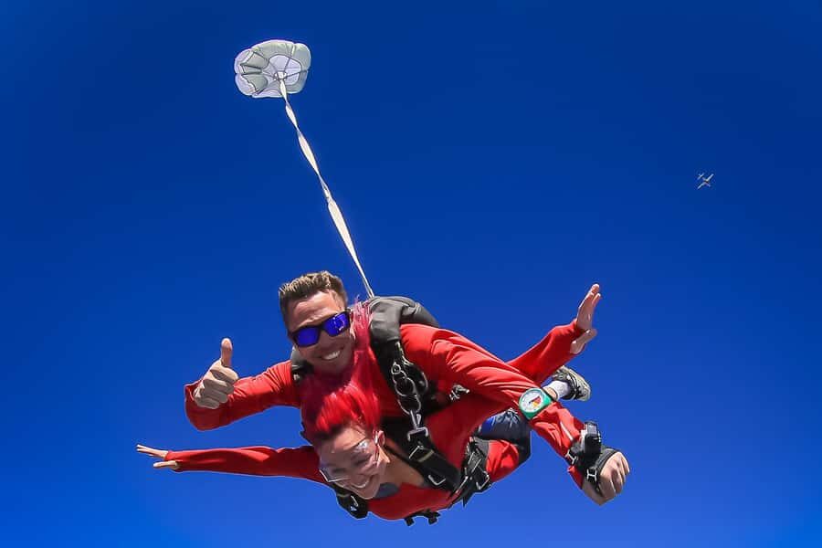 From Brisbane: Tandem Skydive Experience over Byron Bay - The 5-star training facility and your pre-jump prep