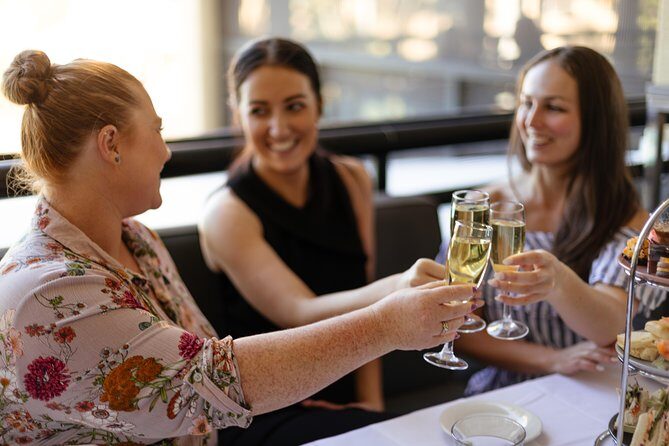 Gold Coast Hot Air Balloon with 5 Star Champagne Buffet Breakfast - The balloon flight: what it feels like and how to prepare