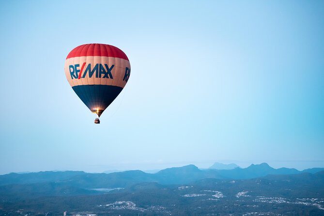 Gold Coast Hot Air Balloon with 5 Star Champagne Buffet Breakfast - Step-by-step itinerary: casino meet-up to Champagne buffet breakfast