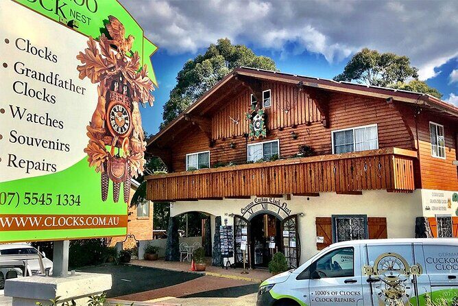 Hop on Hop Off Bus - Tamborine Mountain - Stop 2: Gallery Walk and distillery tastings (the best mix of shopping + sampling)