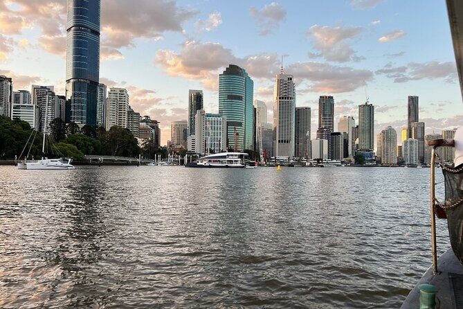 Mid-Afternoon Sightseeing Cruise: 2:30pm-4pm (90min) - Who This Cruise Fits Best (and who should skip it)