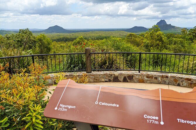 Noosa, Eumundi Markets, Glass House Mountains from Brisbane - Eumundi Markets: your best chance to slow down for local culture