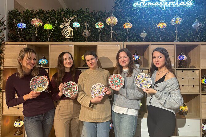 Paint and Sip Classes Brisbane: Ceramic Plates & Bowls - Accessibility and getting there: Fortitude Valley is an easy base