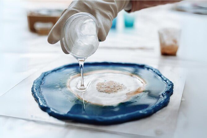 Resin Art Classes Brisbane: Cheeseboards & Coasters - Resin Art Brisbane: Cheeseboards and Coasters You Can Use