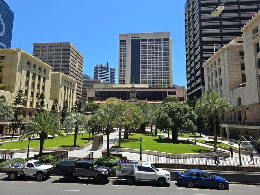 The Brisbane Experience: City Walking Tour - Starting at Queens Gardens: Getting Your Bearings Before You Walk Far